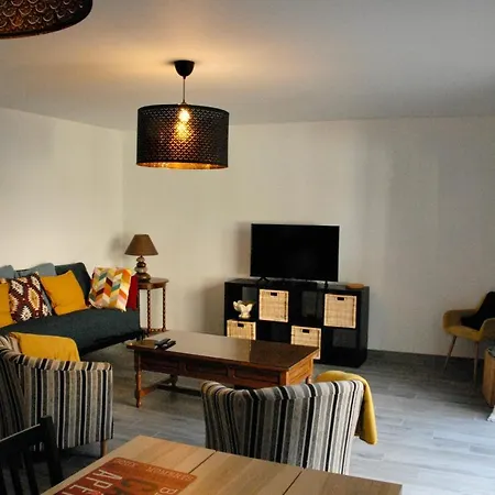 La Maison Du Fond Nyaraló *